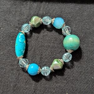 Silver Tone Turquoise Blue Color Beaded Stretchy Elastic Statement Bracelet